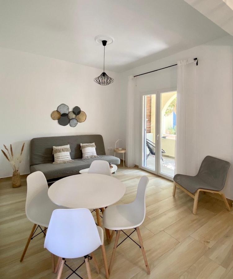 Batsi Seaside Apartment Exterior foto